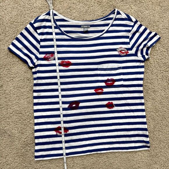 Aerie mariner stripe glitter kiss print graphic t-shirt, size XS - Picture 8 of 8